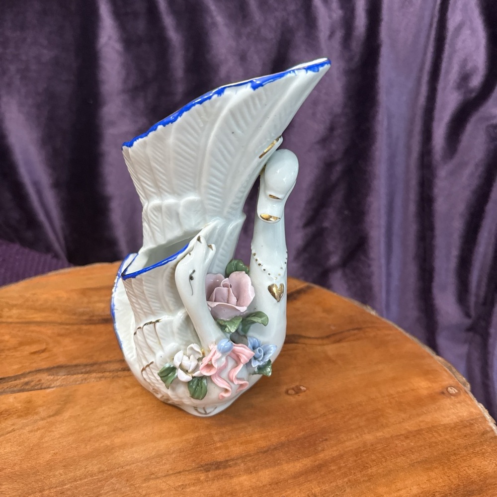 Vintage Swan double Vase with Floral Accents